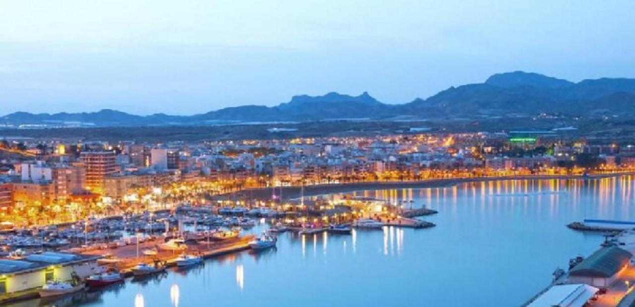 Puerto De Mazarron Large House With Roof Terrace & Sea Views-5 Guests Have 3 Bedrooms & 1 To 4 Guests Have 2 Bedrooms Exteriér fotografie